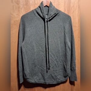 Cynthia Rowley Women's size S 100% Extrafine Merino Wool Sweater Green